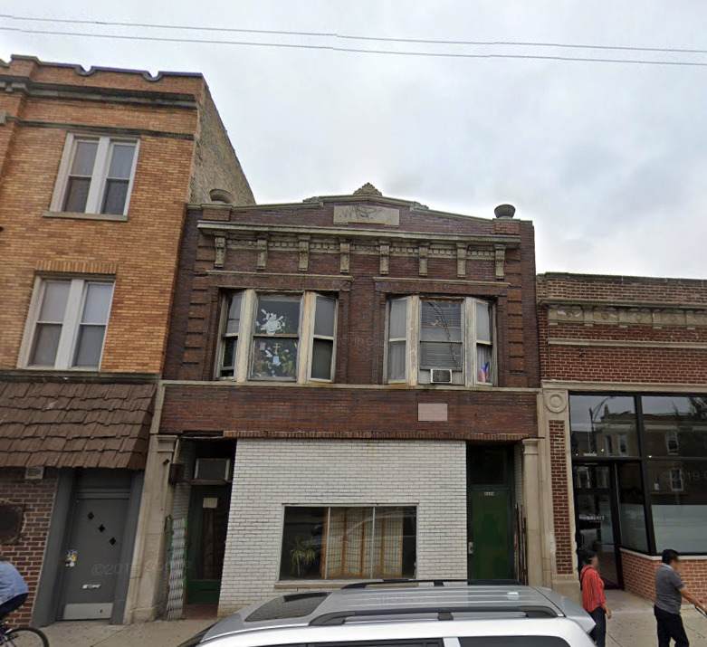 3429 Fullerton Avenue - Photo 1
