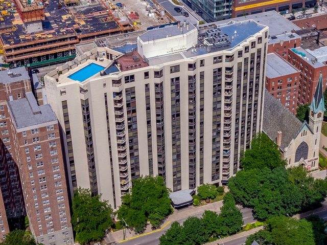 1120 La Salle Drive - Photo 1