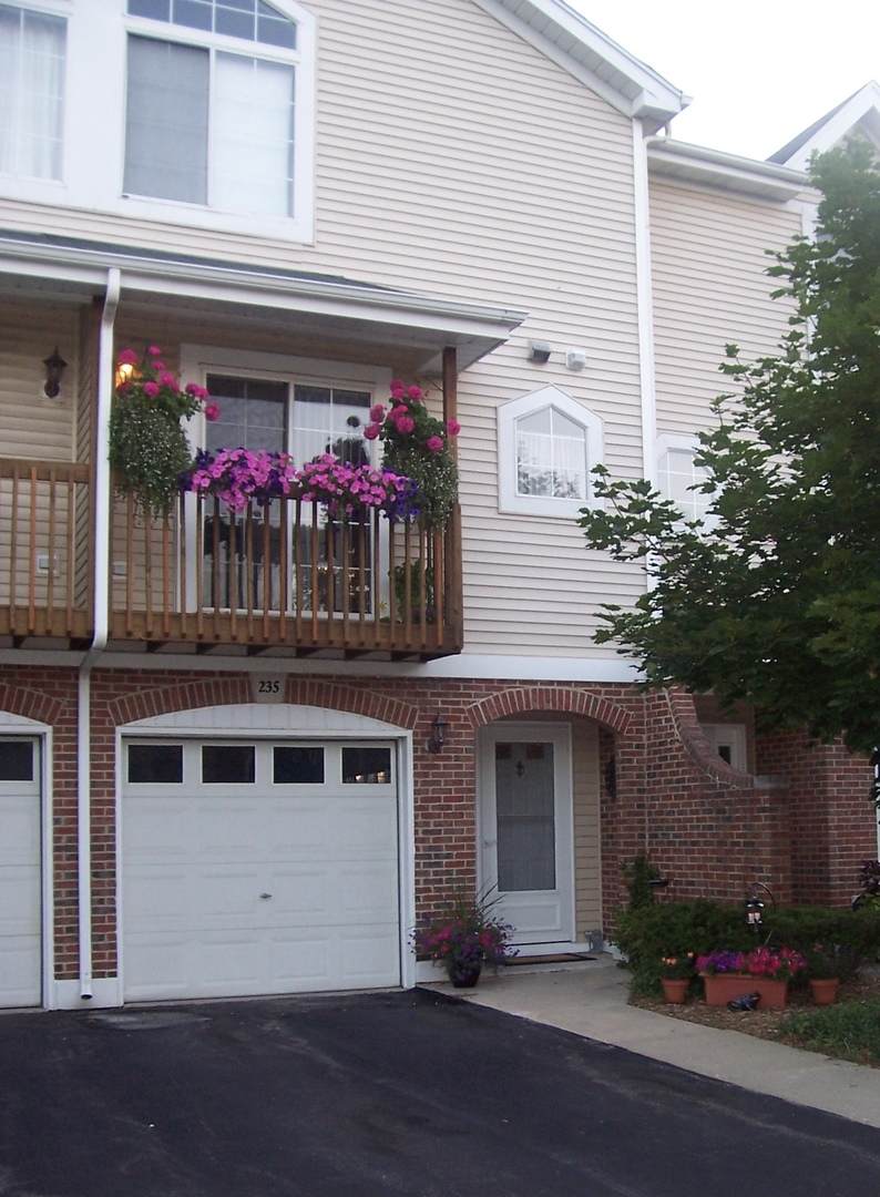 235 Parallel Street - Photo 1