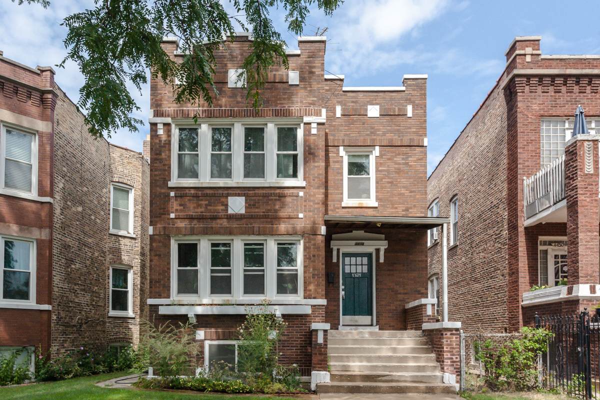 4434 Altgeld Street - Photo 1