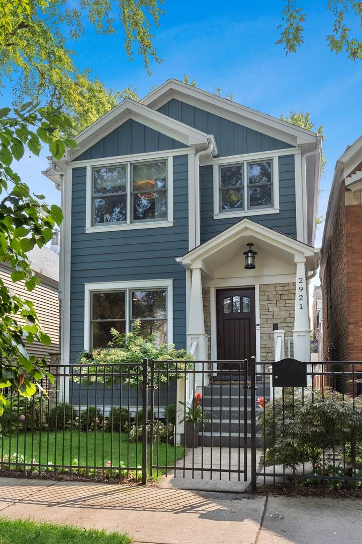 2921 Seeley Avenue - Photo 1