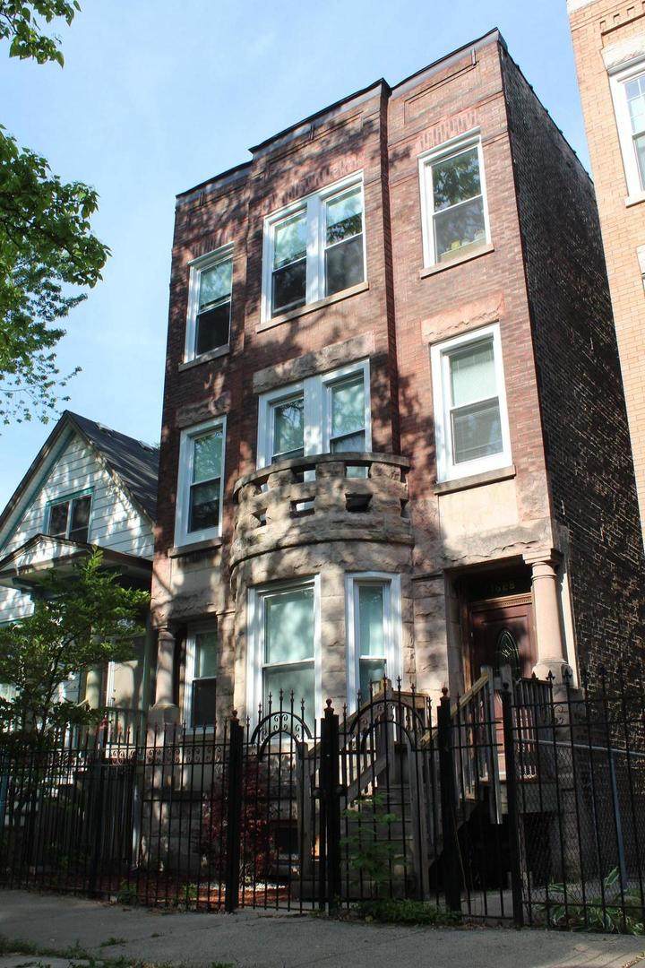 1628 Drake Avenue - Photo 1