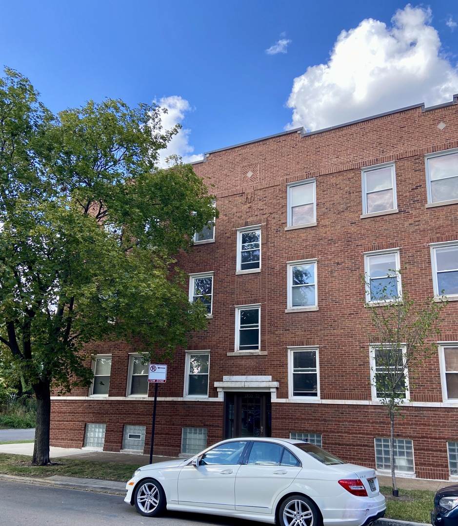1750 Rascher Avenue - Photo 1