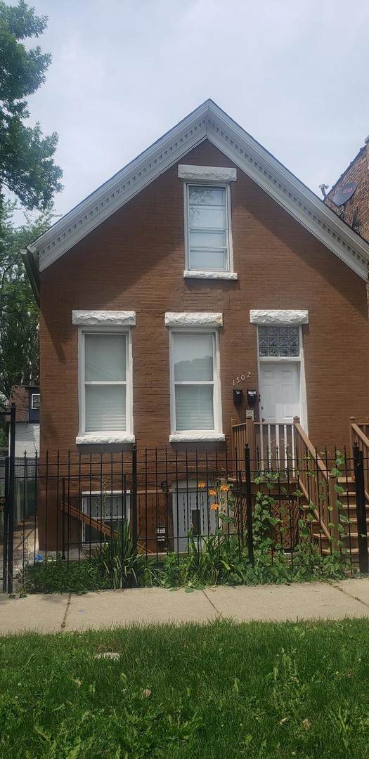 1502 Monticello Avenue - Photo 1