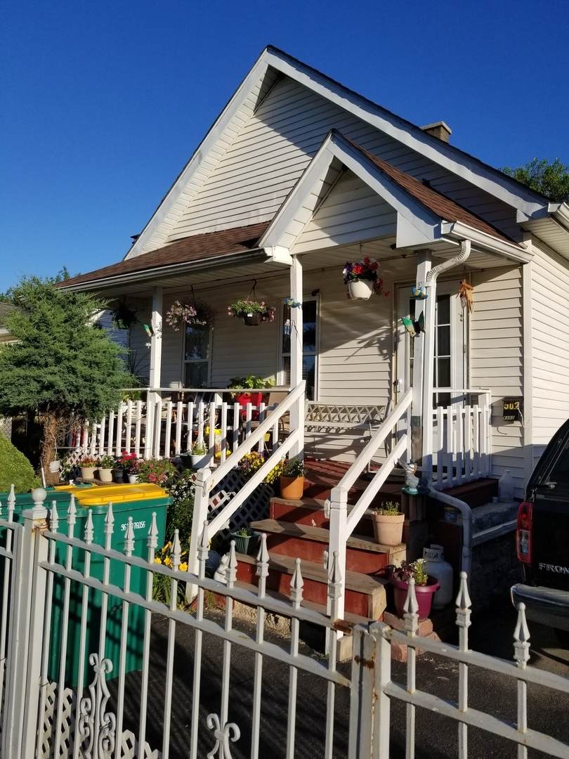 502 Ward Avenue - Photo 1