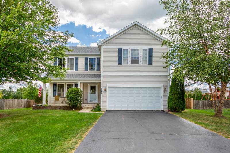 322 Briarwood Drive - Photo 1