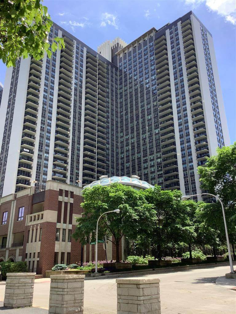 400 Randolph Street - Photo 1