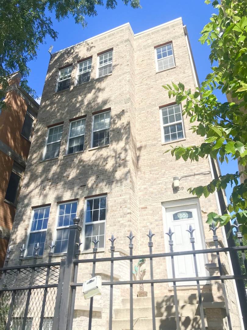 1539 Campbell Avenue - Photo 1