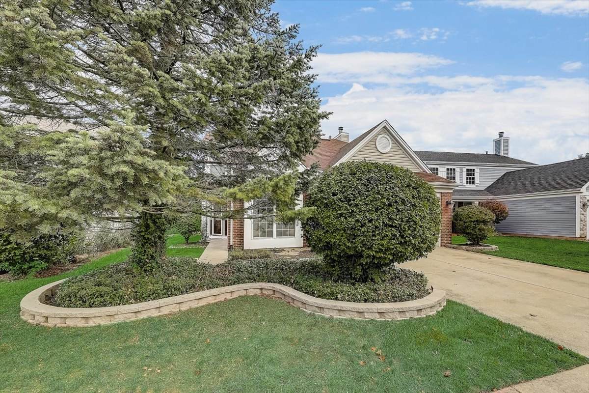 51 Hummingbird Lane - Photo 1