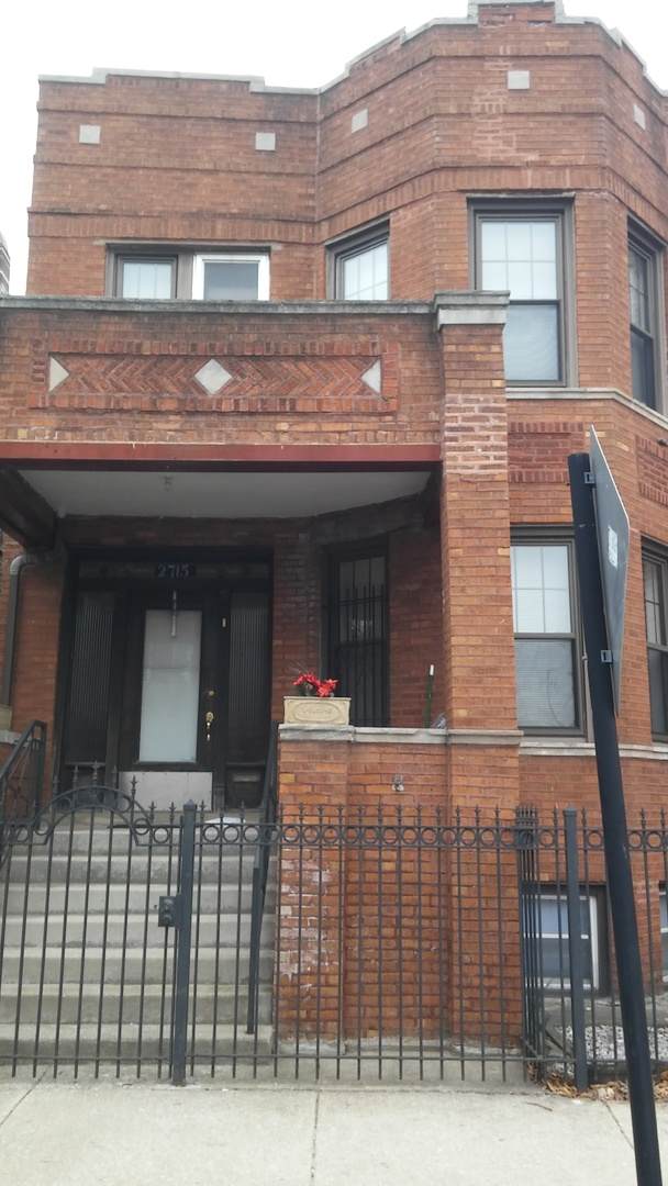 2715 Medill Avenue - Photo 1