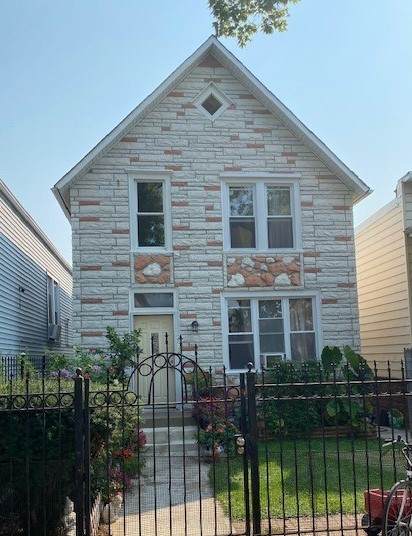 2729 Kedvale Avenue - Photo 1