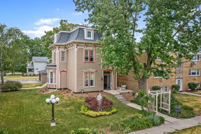304 Washington Street - Photo 1