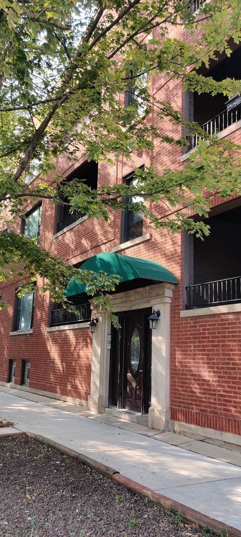 3920 Roscoe Street - Photo 1