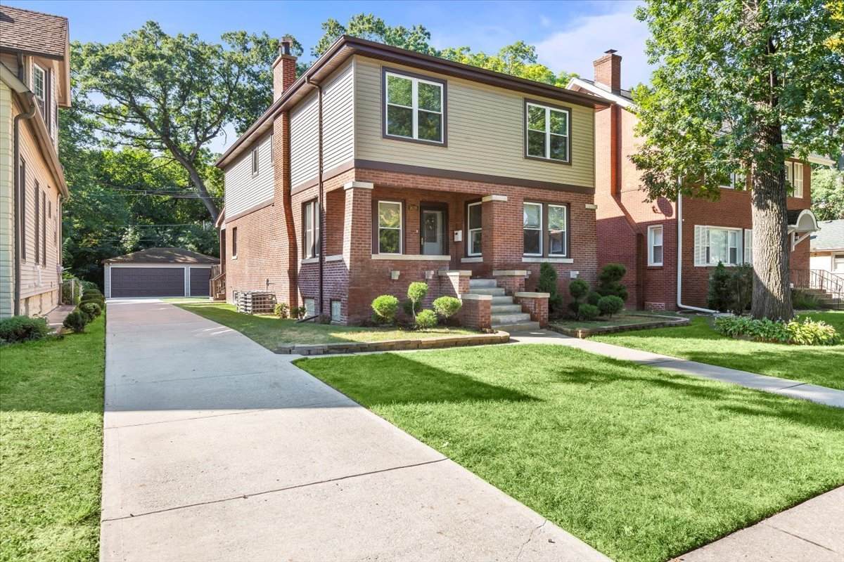 1639 106th Street - Photo 1
