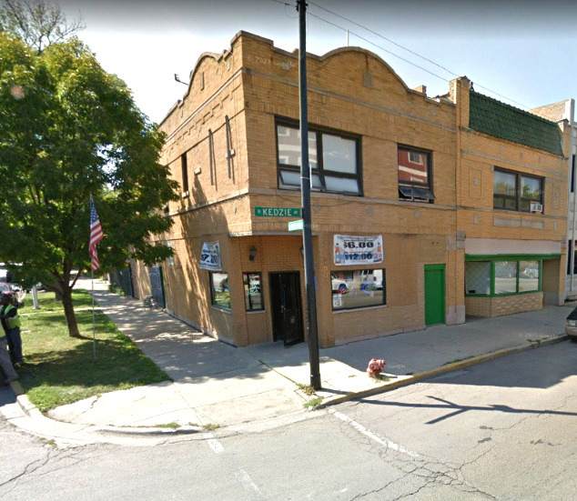 3700 Kedzie Avenue - Photo 1