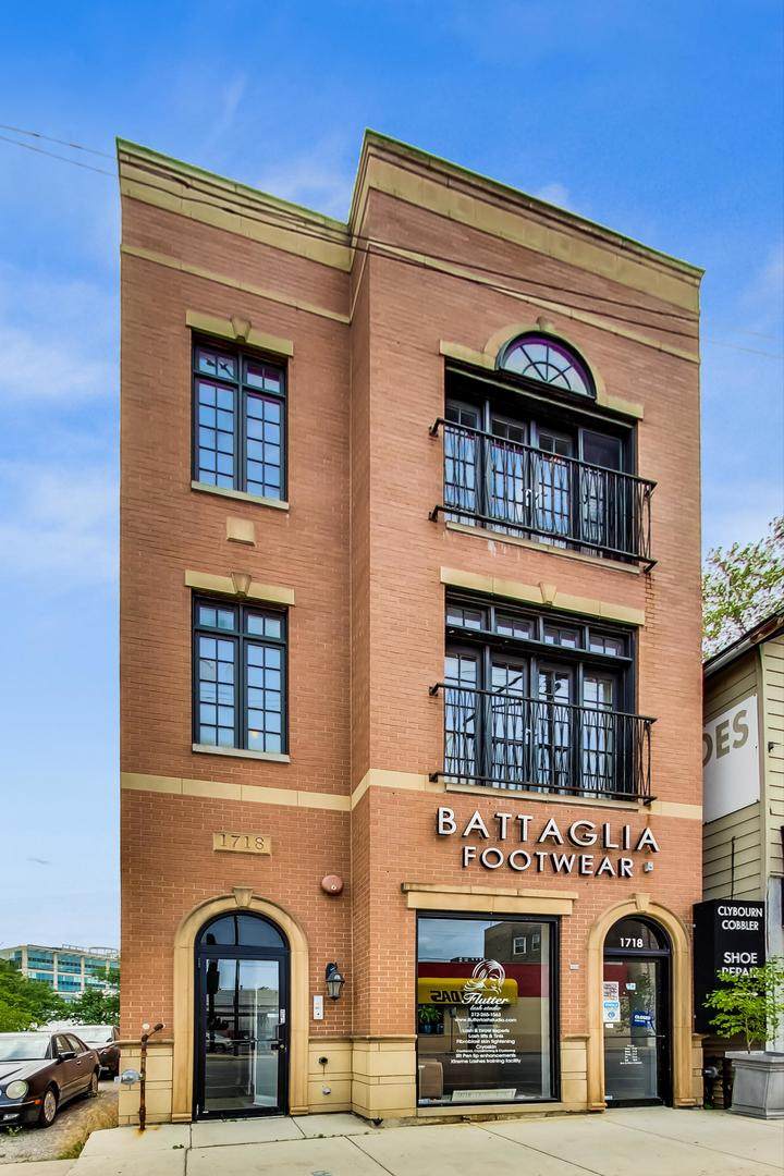 1718 Clybourn Avenue - Photo 1