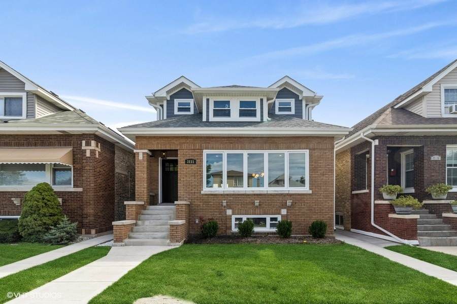 3111 Lotus Avenue - Photo 1