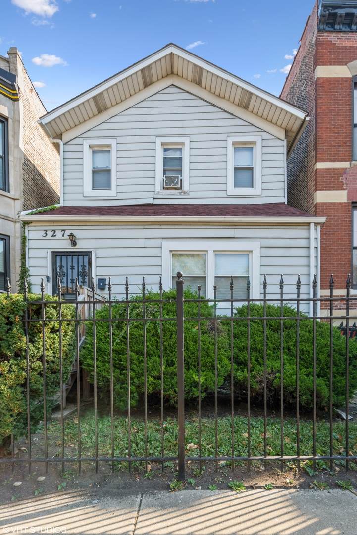 327 Leavitt Street - Photo 1
