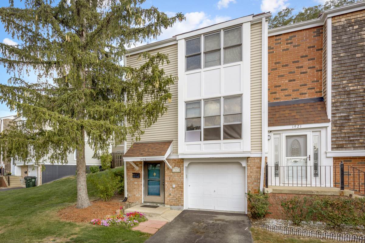 1925 Williamsburg Drive - Photo 1