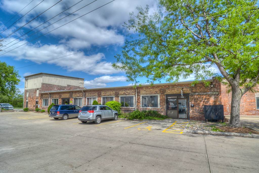 716 Empire Street - Photo 1