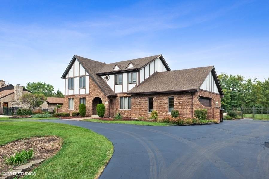 9800 Wild Cherry Lane - Photo 1