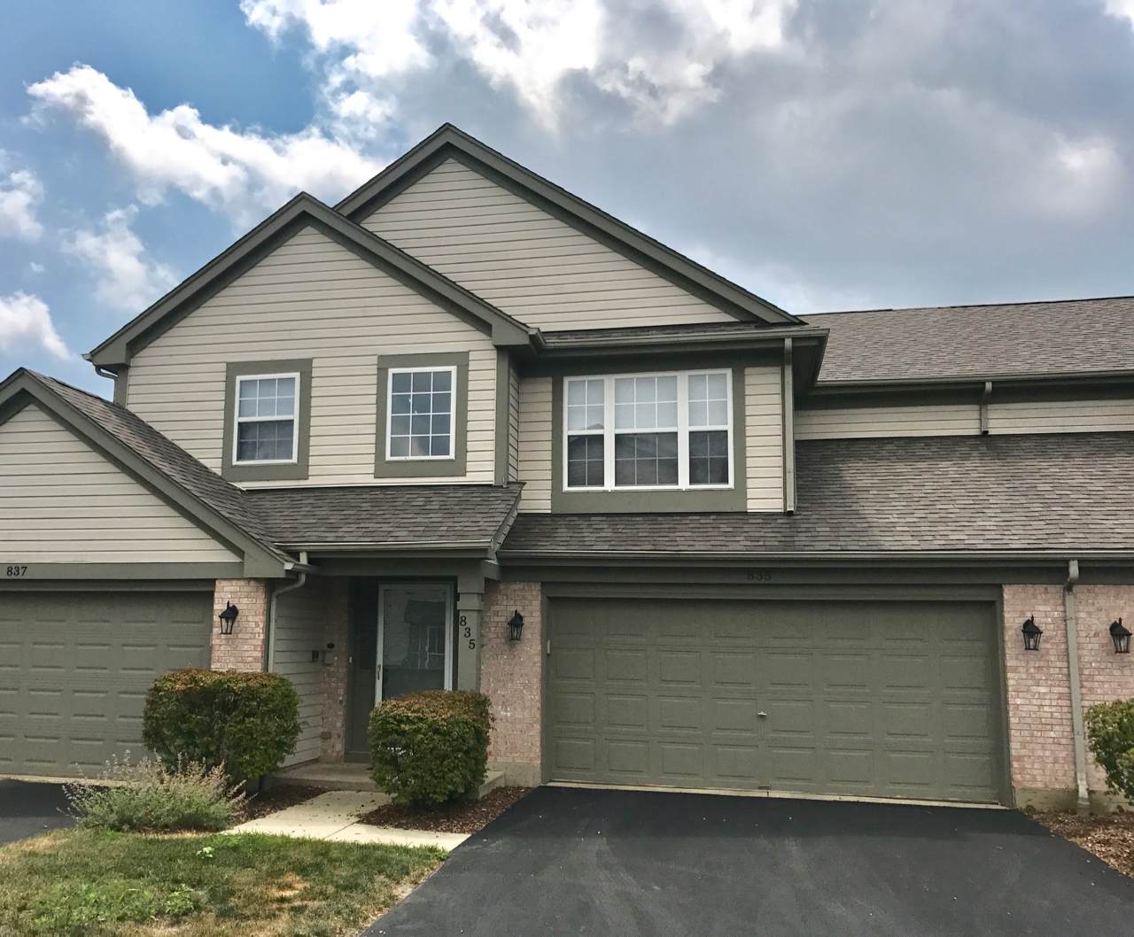 835 Blue Spruce Court - Photo 1