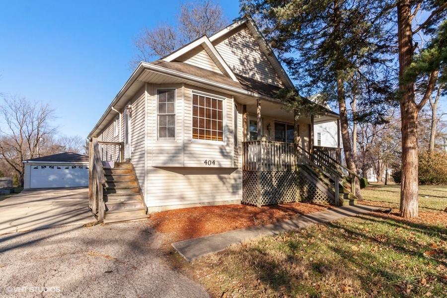 404 Naperville Road - Photo 1