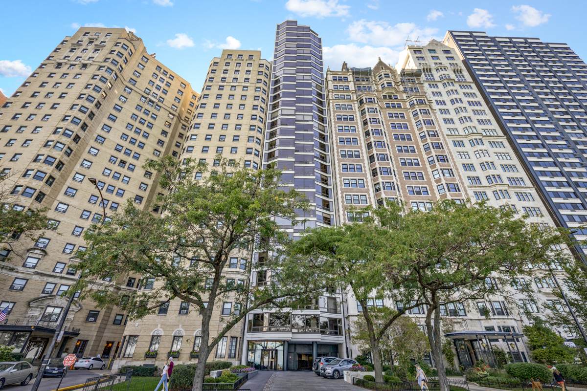 1418 Lake Shore Drive - Photo 1
