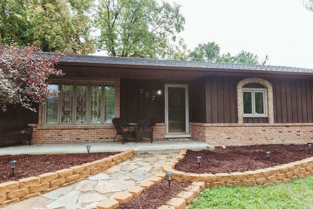 757 Tanglewood Lane - Photo 1