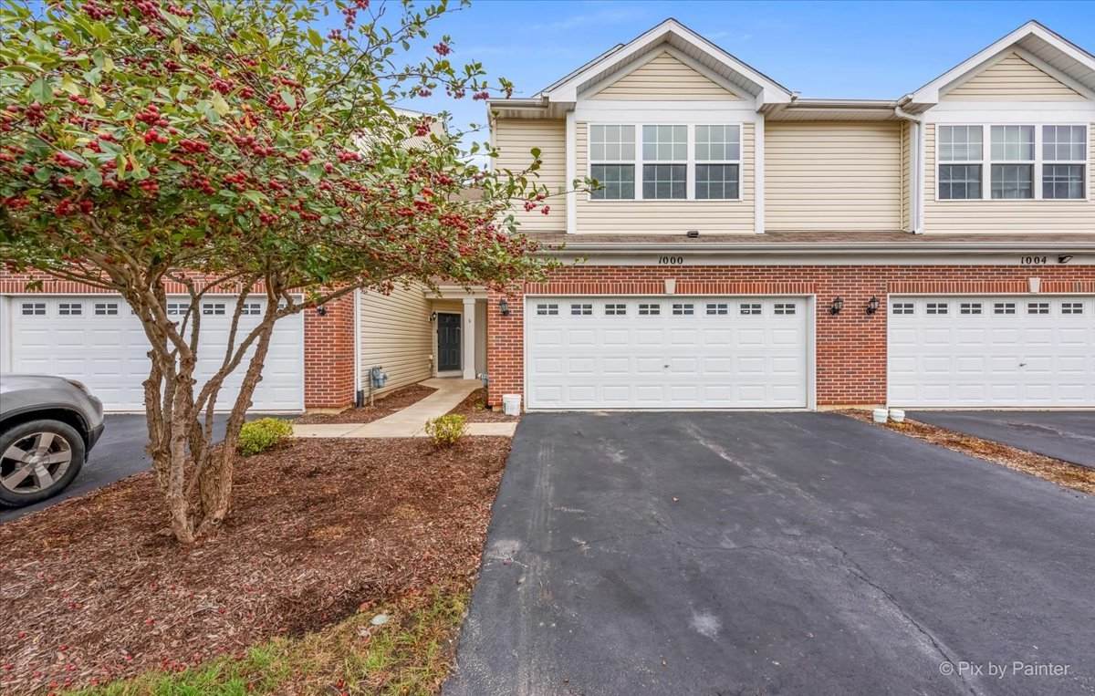 1000 Como Circle - Photo 1