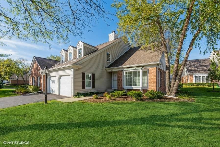 634 Stirling Lane - Photo 1