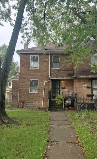 10910 Eberhart Avenue - Photo 1