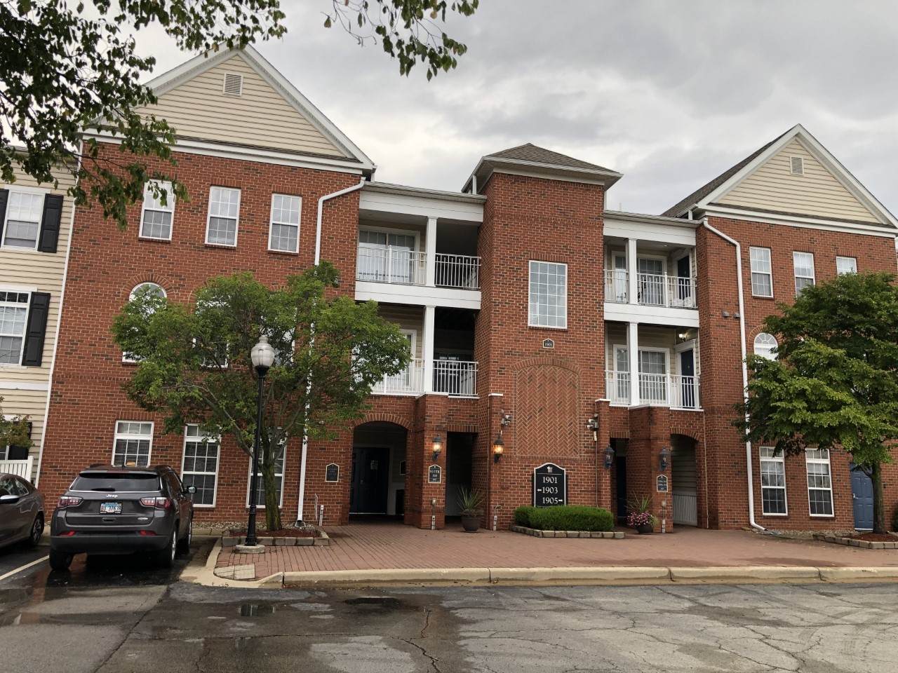 1901 Lincoln Avenue - Photo 1