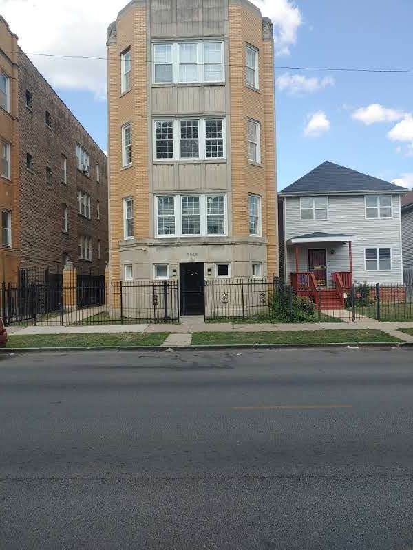 5518 Jackson Boulevard - Photo 1