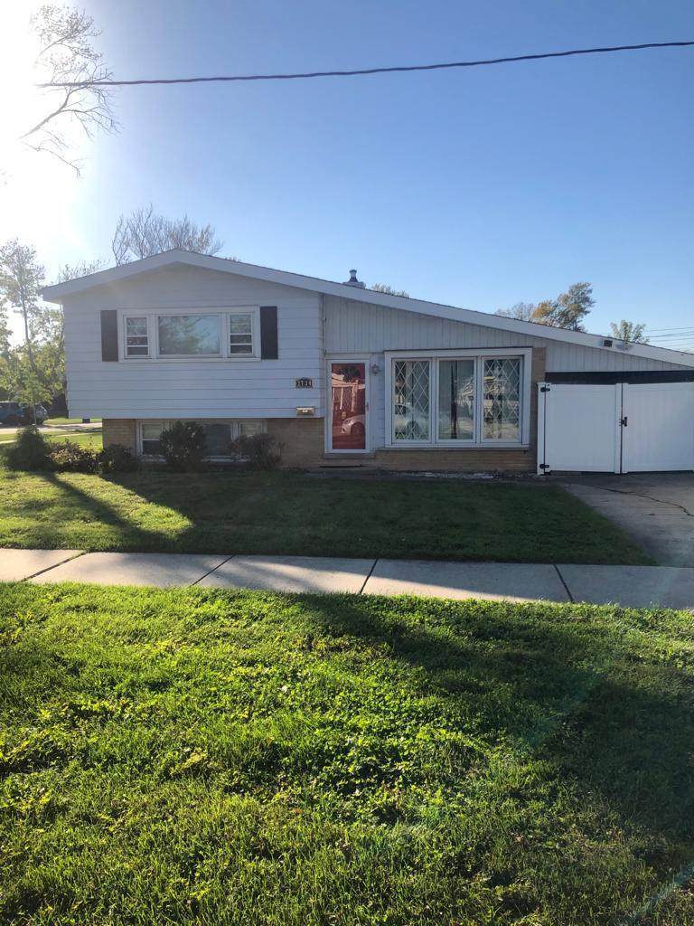 2734 Craig Drive - Photo 1