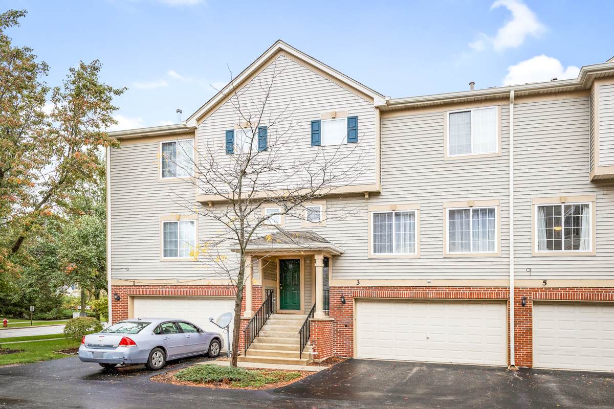 3 Monarch Drive - Photo 1