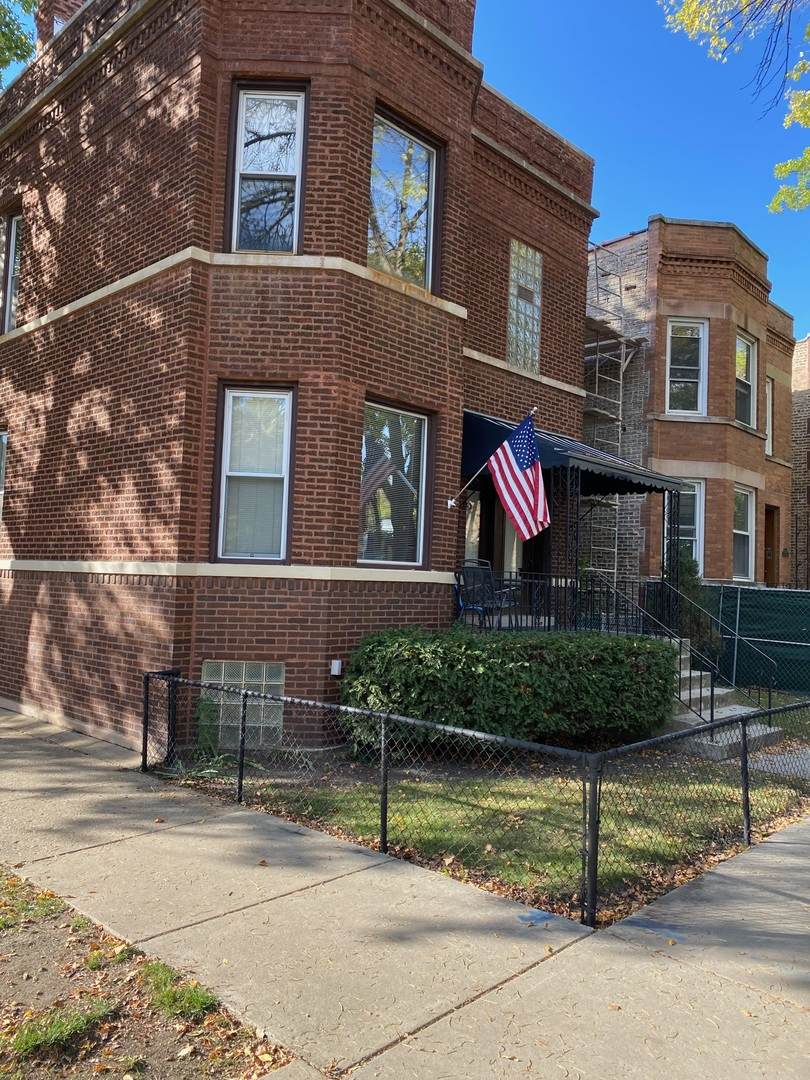 2206 Waveland Avenue - Photo 1