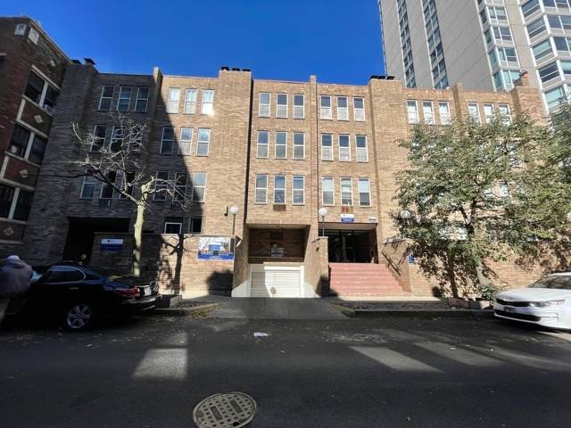 744 Gordon Terrace - Photo 1
