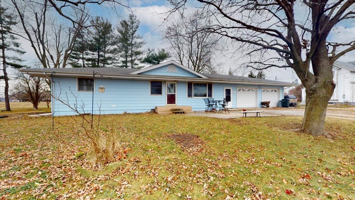 919 Lawrence Street - Photo 1