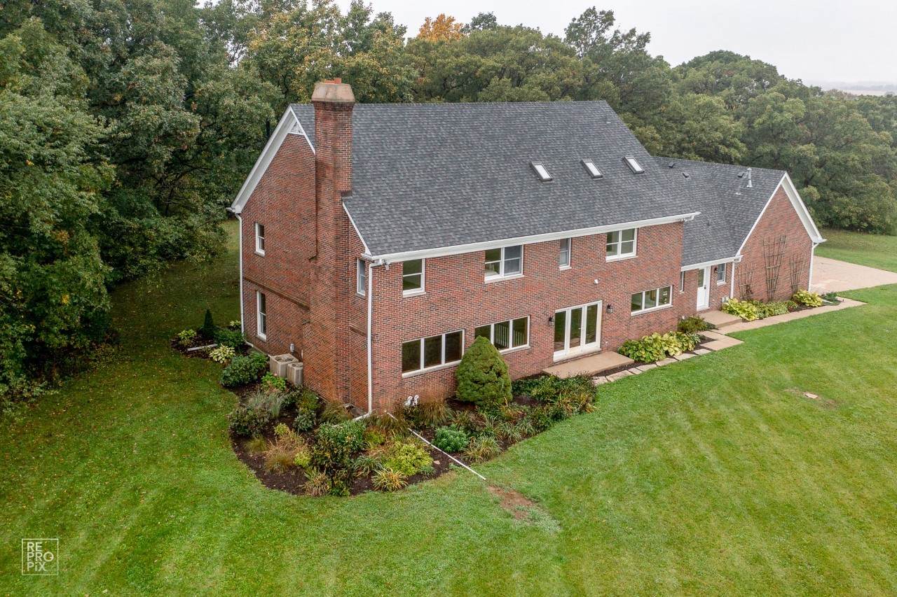 1016 Olbrich Road - Photo 1