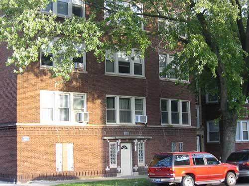 7231 Damen Avenue - Photo 1