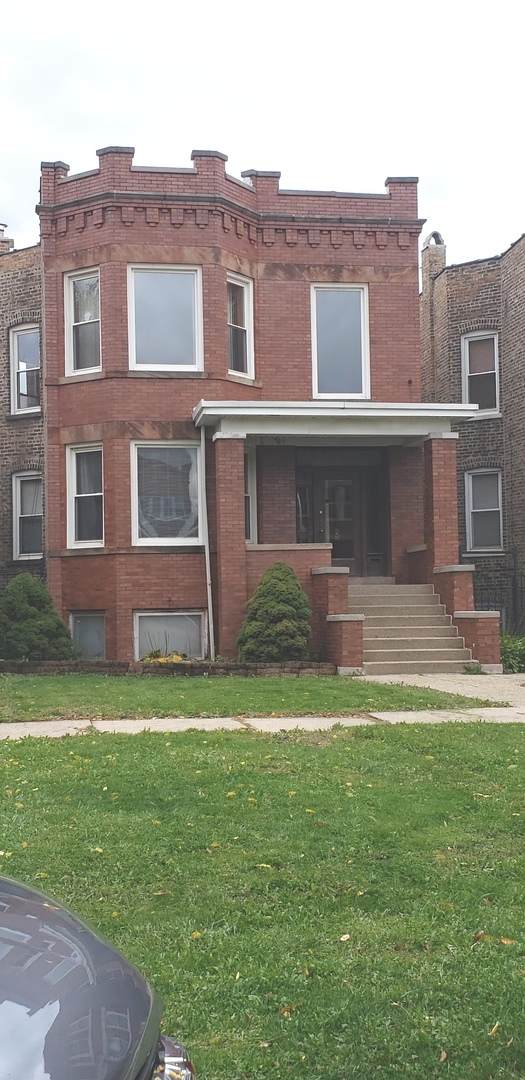 4421 Altgeld Street - Photo 1