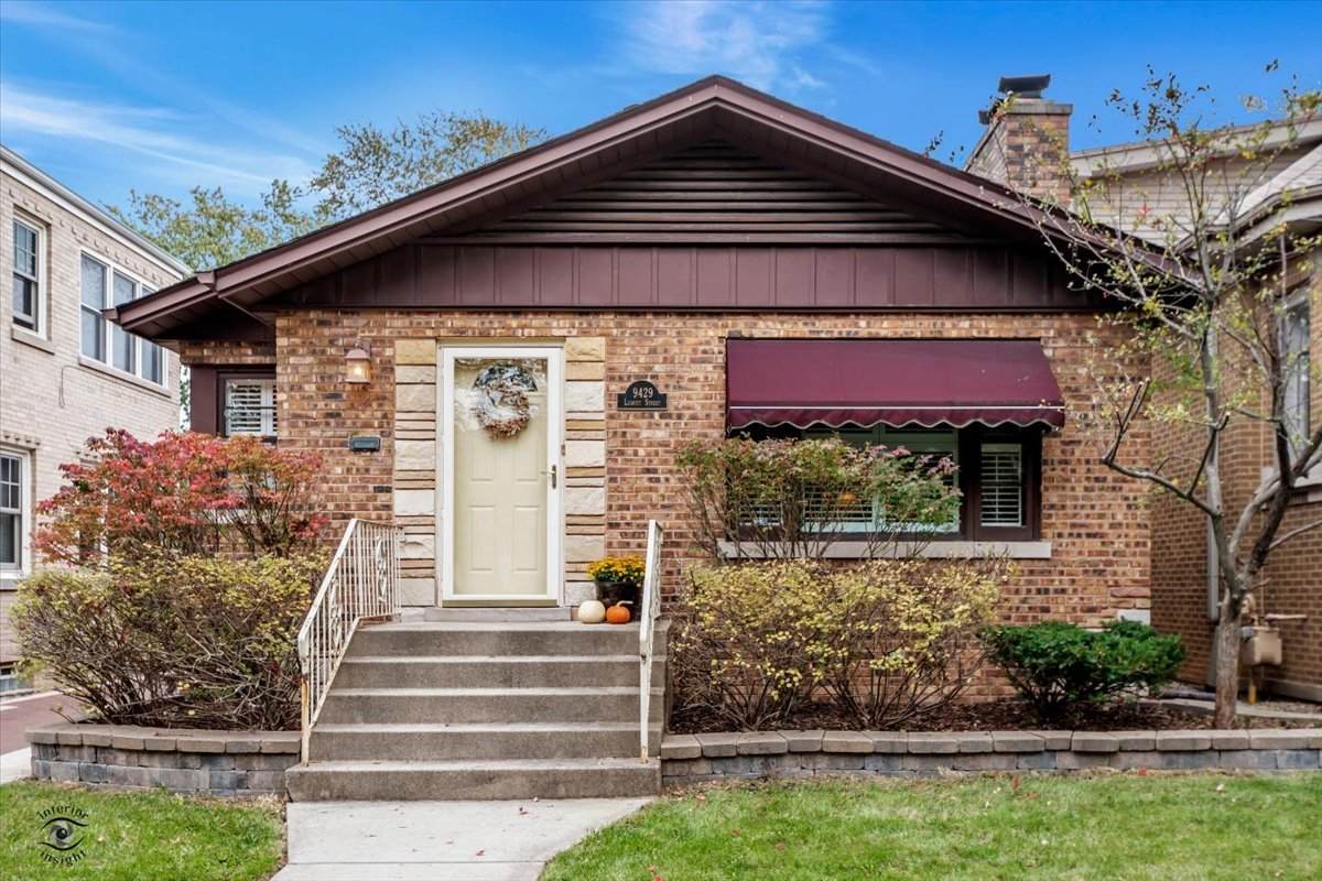 9429 Leavitt Street - Photo 1