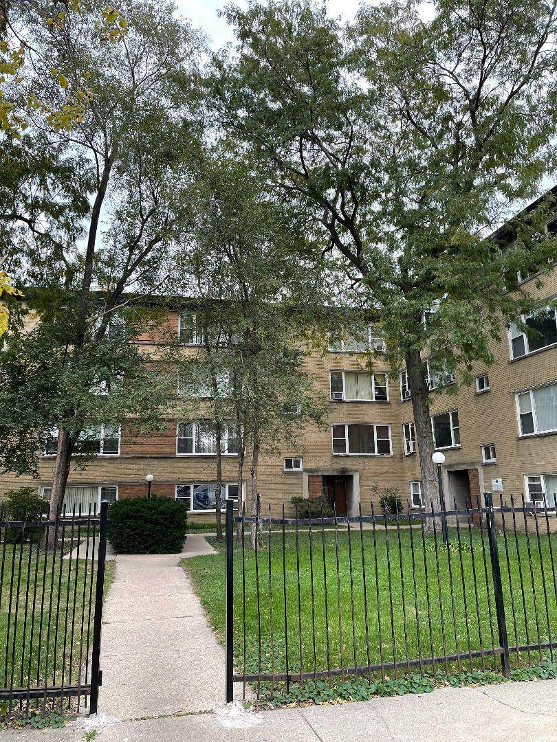 6139 Seeley Avenue - Photo 1
