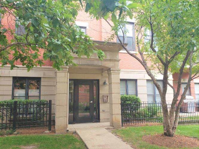 812 College Parkway - Photo 1