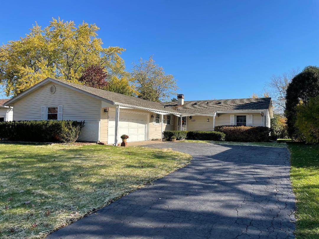 1523 Kaspar Avenue - Photo 1