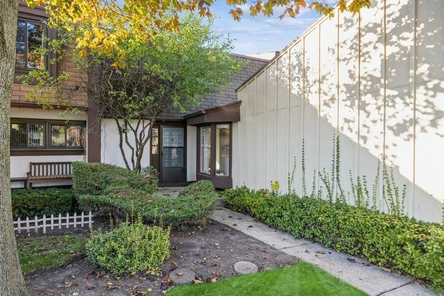 241 Cascade Drive - Photo 1