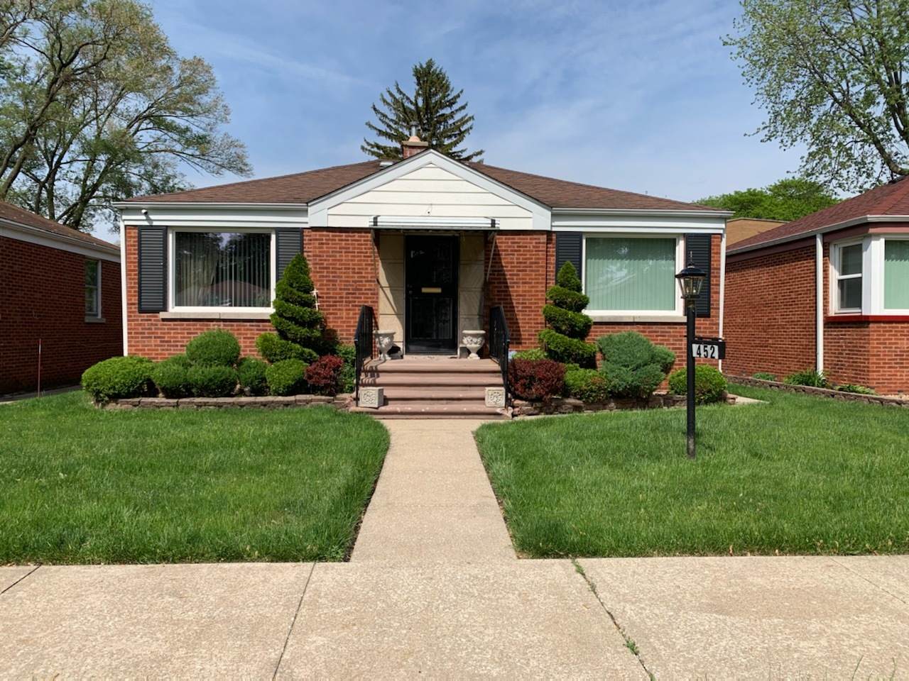 452 Linden Avenue - Photo 1