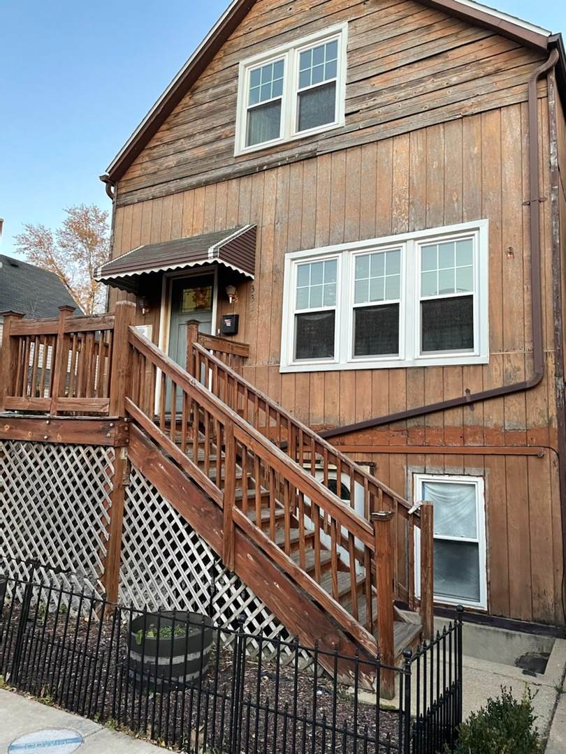 3329 Kedzie Avenue - Photo 1