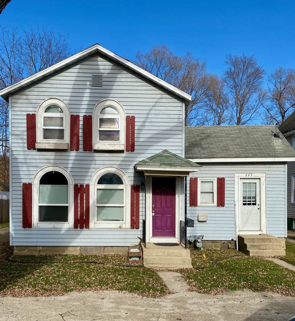 223 Young Street - Photo 1